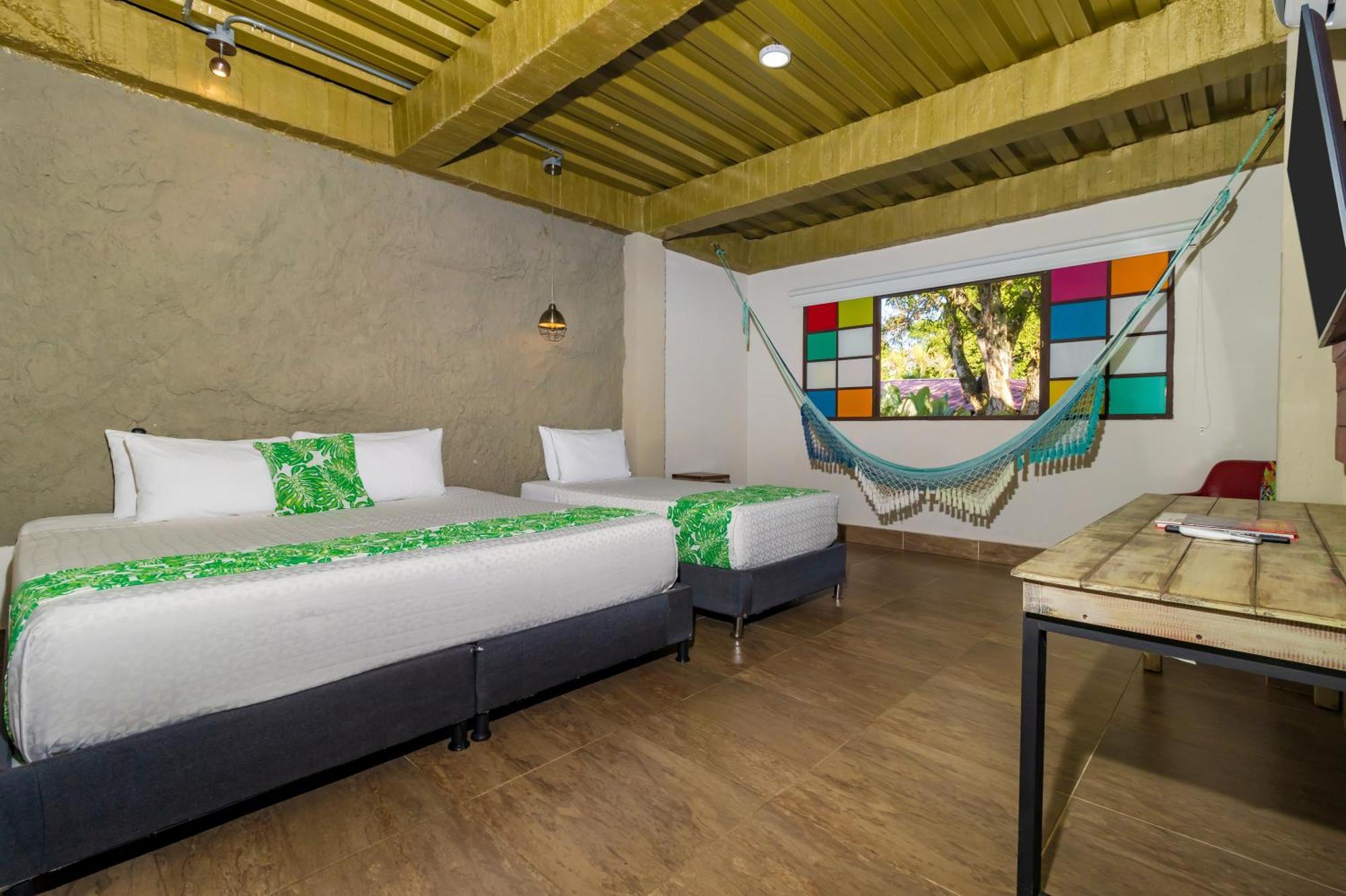 Nq Hotel Orinoquia Granja Campo Alegre Exteriör bild